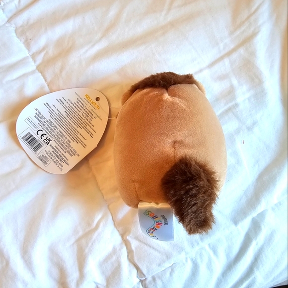 Squishmallow: Wade 3.5 Inch - Picture 2 of 2